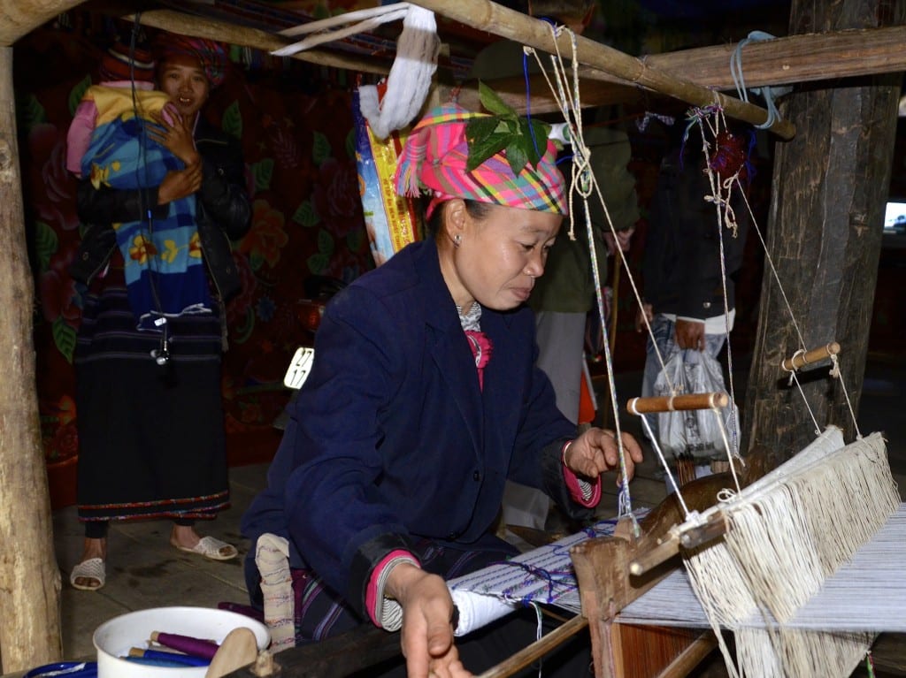 weaving in North Vietnam