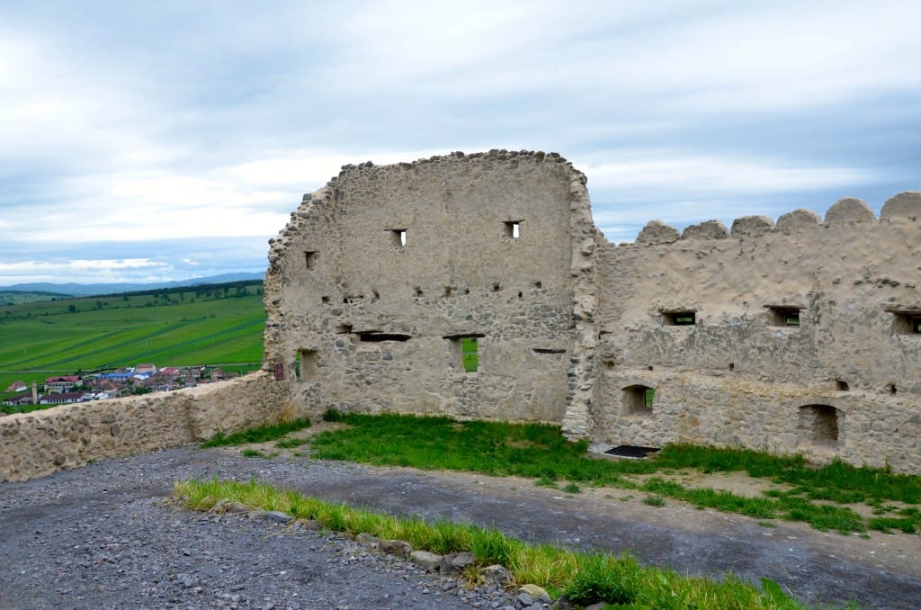 Ruins of wall around a fortified church DSC_3801
