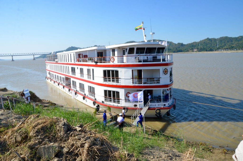 Orcaella, Belmond, Myanmar 