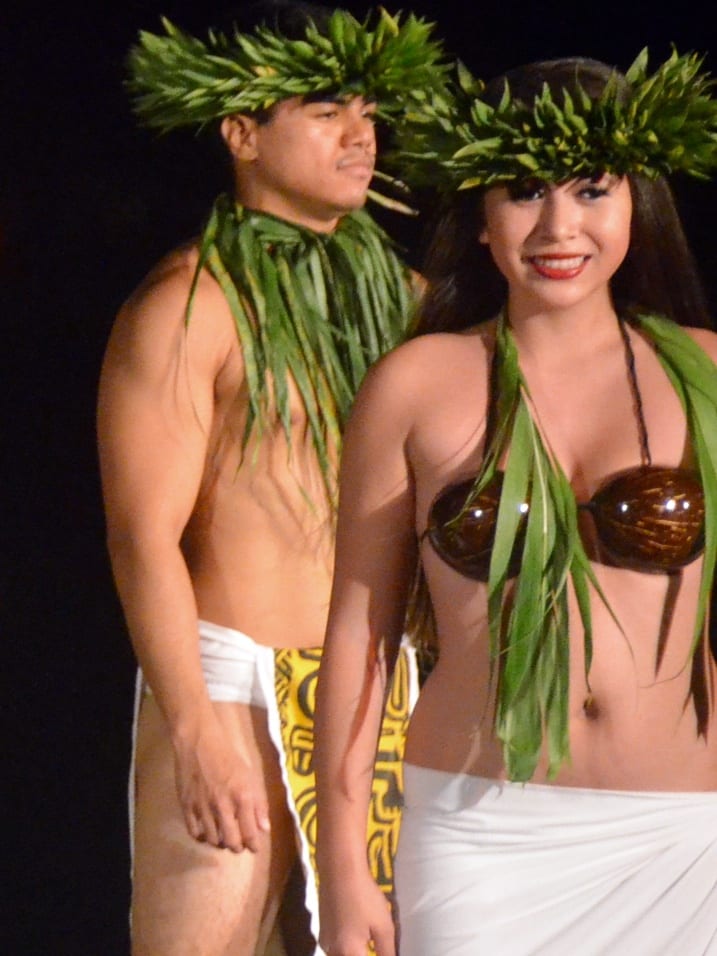 Hula Dancers, Maui